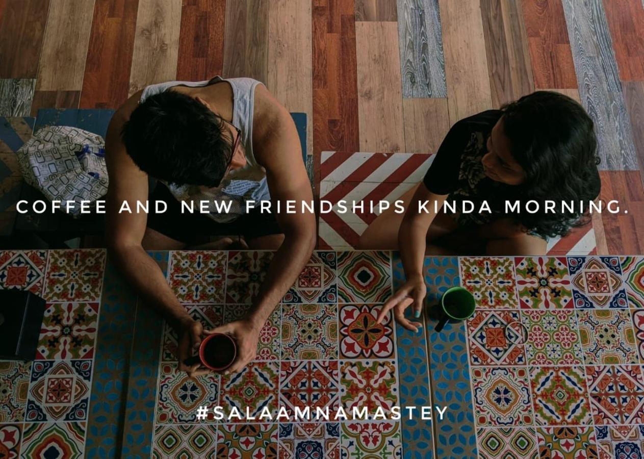 Salaam Namastey Backpackers Vandrehjem Bombay Eksteriør billede