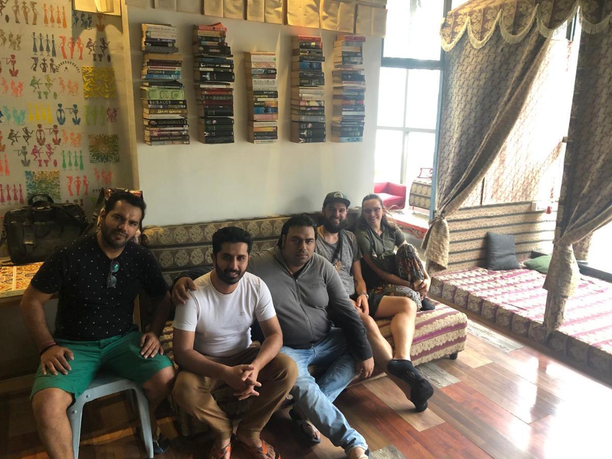 Salaam Namastey Backpackers Vandrehjem Bombay Eksteriør billede